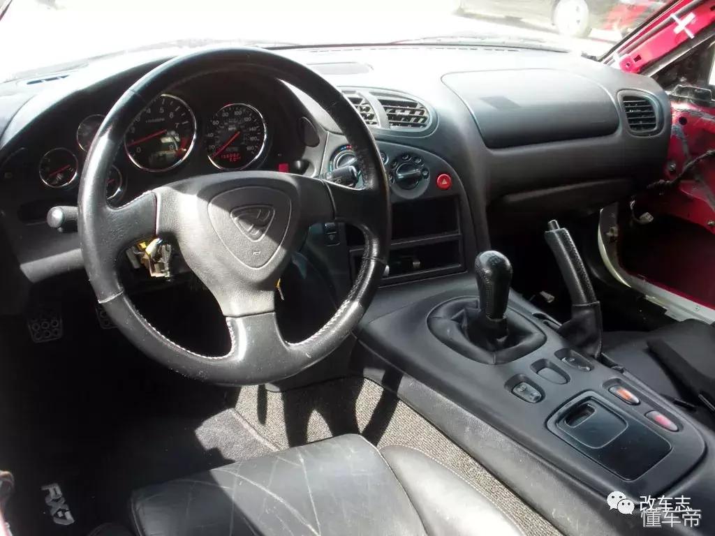 马自达rx-7爆改平民,马自达rx-7经历了几代