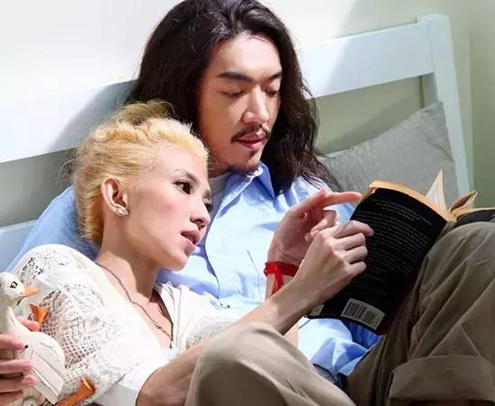 戴佩妮第一个专辑,戴佩妮再次和观众接唱怎样