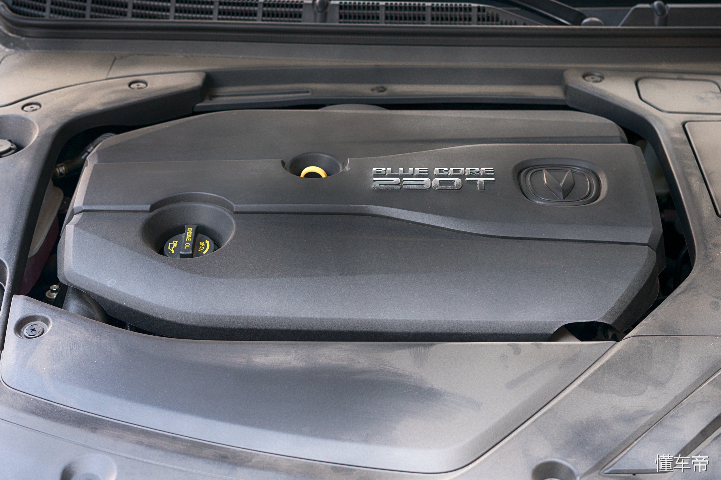 长安睿骋cc深度解析,聊聊我眼中的速腾