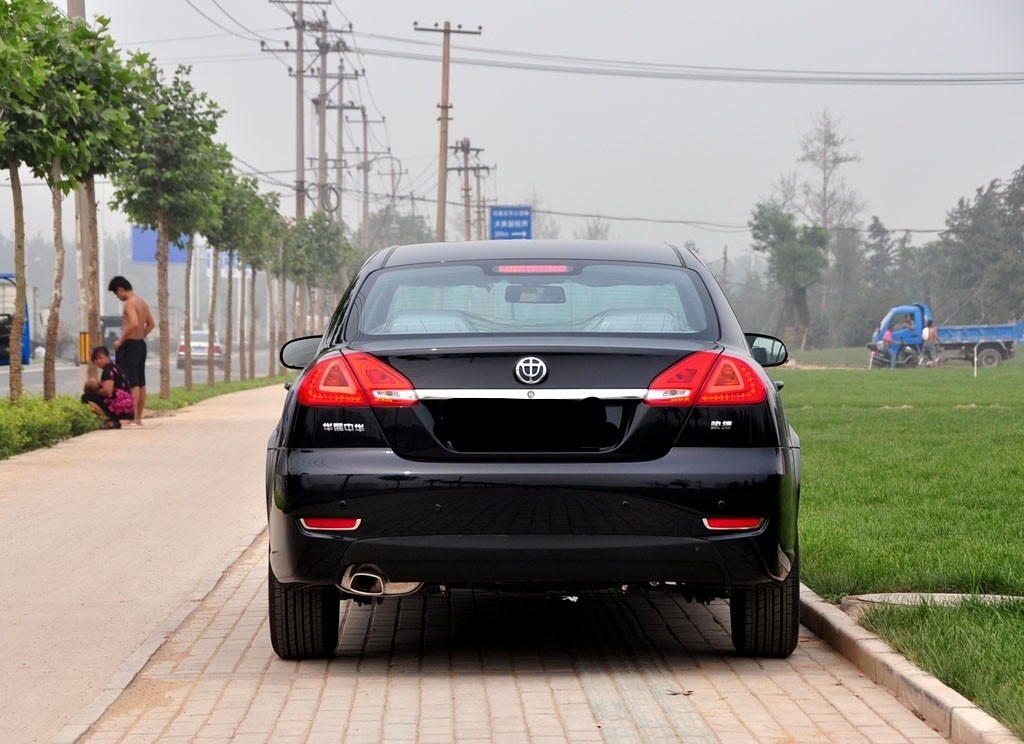 十几万的双叉臂前悬挂的车,二十万左右前双叉臂后多连杆的车