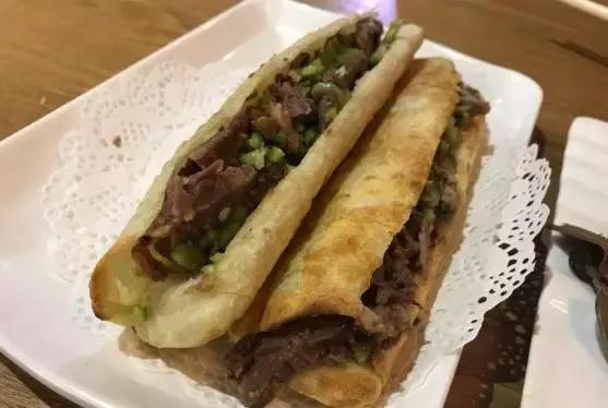 来北京必打卡的街簋街,北京簋街夜市