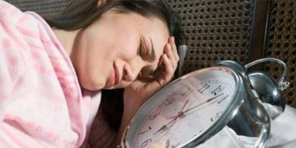 吸毒的人睡觉是什么症状,吸毒的人是为什么睡不着觉