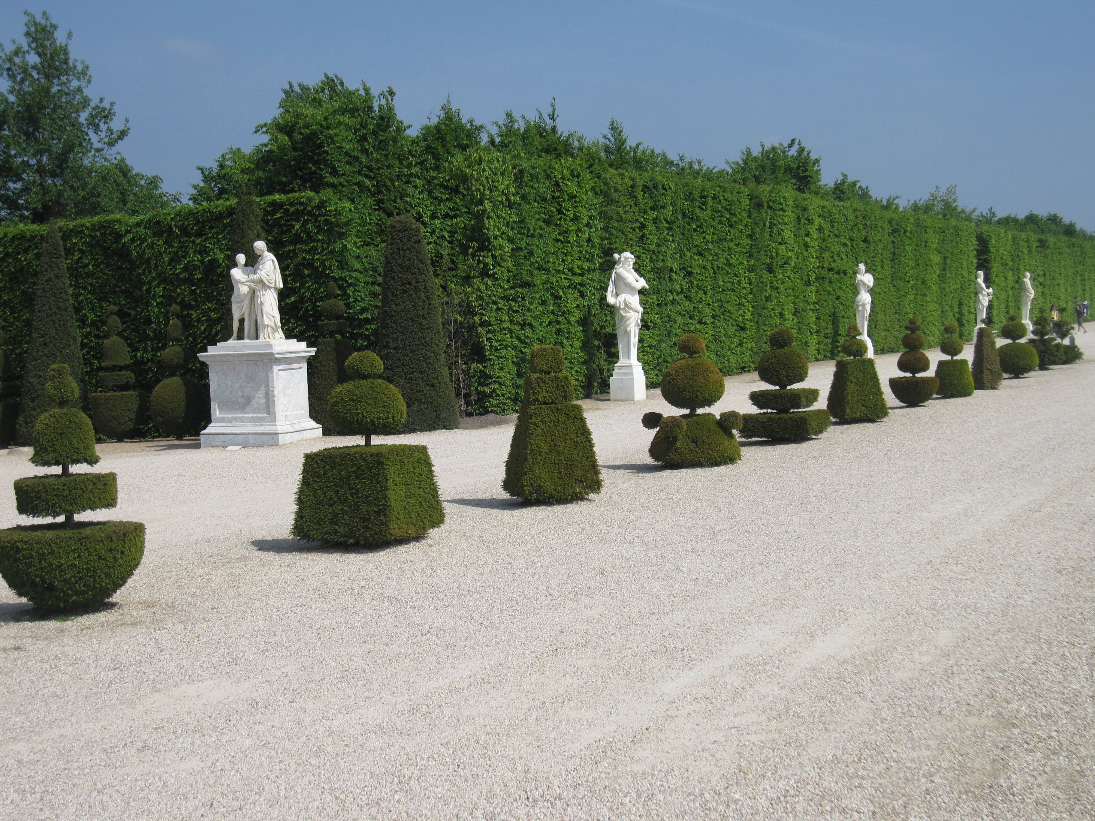 园林建筑排布讲究观景空间布局,园林建筑布局