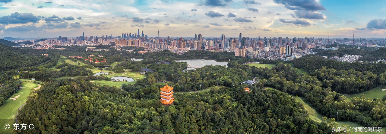 所谓的5a景区其实就是一座山,两座山并立的景区