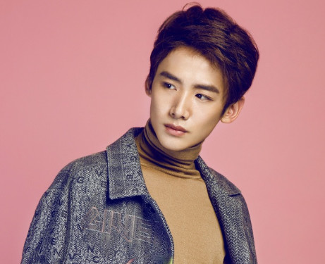 白敬亭录制《二十四小时》，遭余文乐无情嘲讽：我看你还美不美！