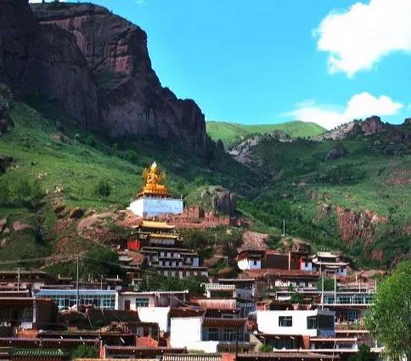 果洛著名寺院,果洛的藏传佛教寺院