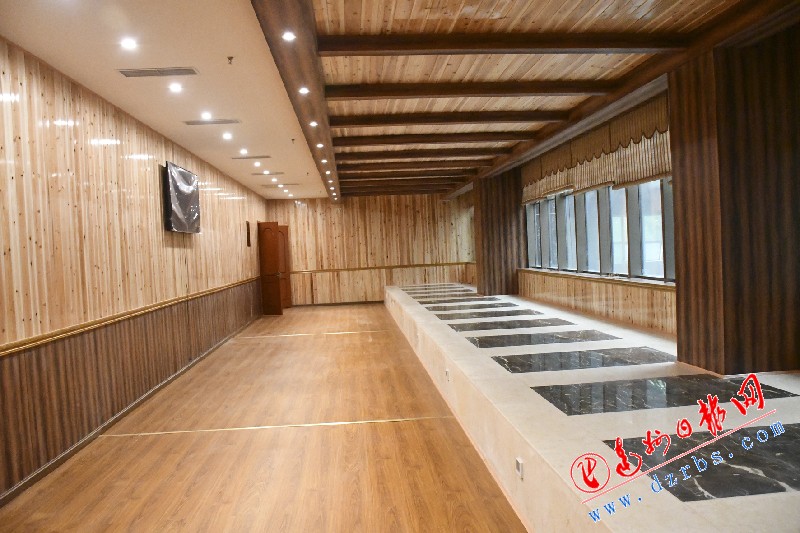 冰火两重天泡温泉,冰火两重天旅游景点