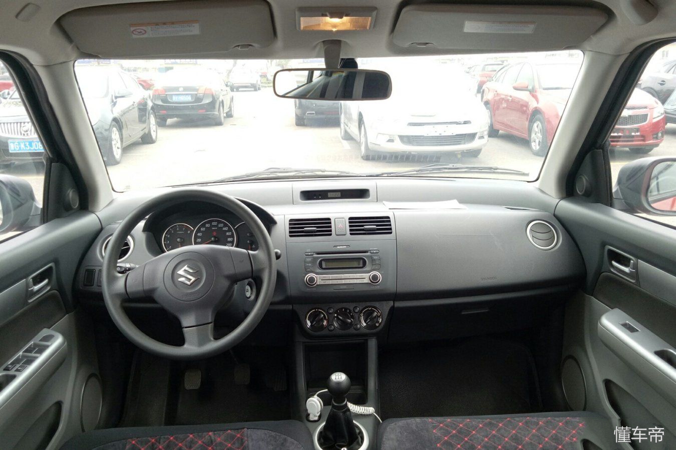 16款雨燕1.3手动价格,16款雨燕新车价格