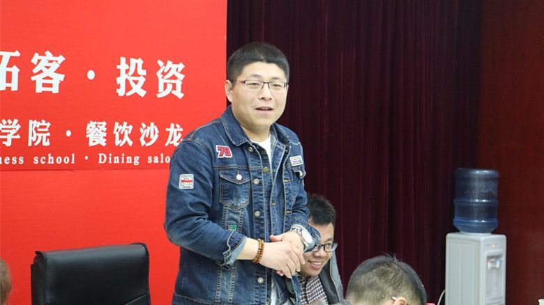 巴奴如何迅速赶上海底捞,海底捞巴奴哪个更累