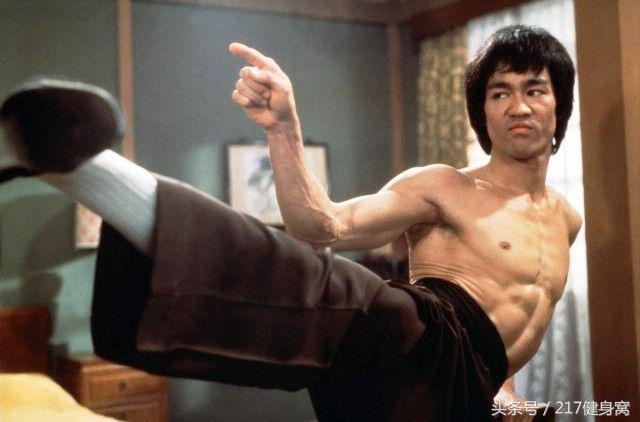 李小龙的训练到底有多恐怖,李小龙的训练强度人能承受得了吗