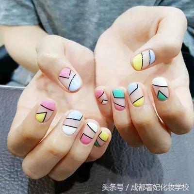 简约中国风几何图案,美甲简单大方又好看款式