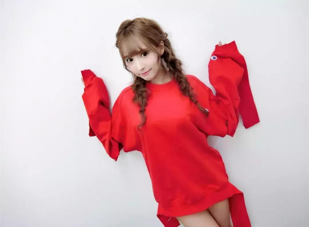 纯白oversizet怎么搭,oversize内搭男女通穿