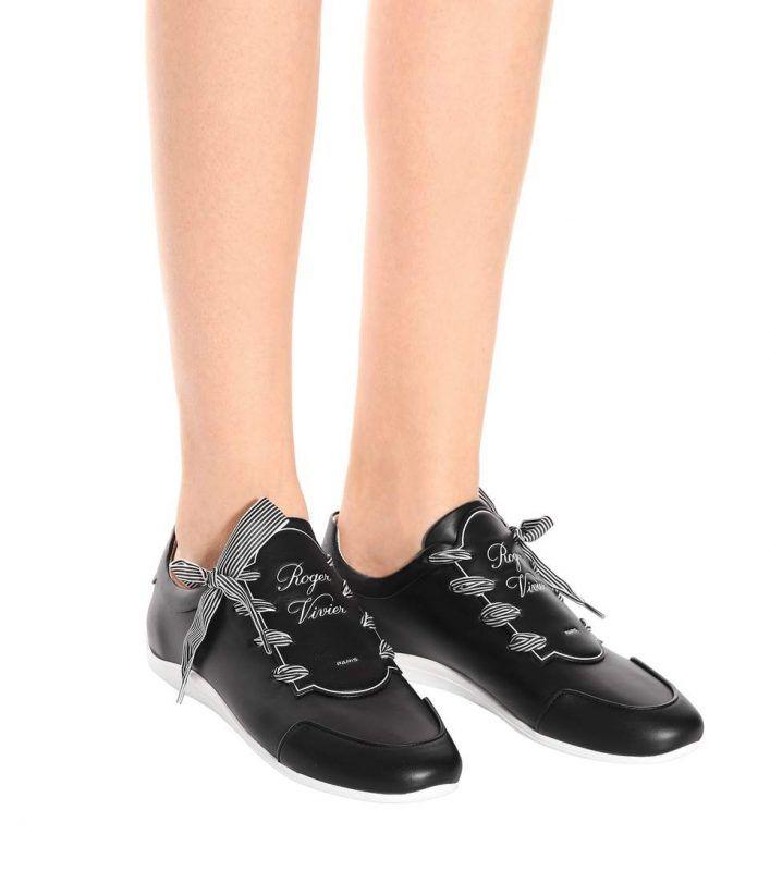 rogervivierrv小白鞋穿搭,rogervivier方扣中空平底鞋测评