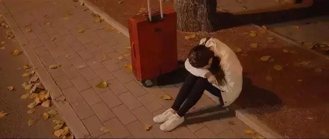 北京女子图鉴送包,北京女子图鉴背着假包