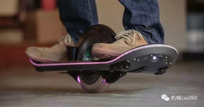 怎么让滑板单个轮子立起来滑行,滑板没有闪光轮