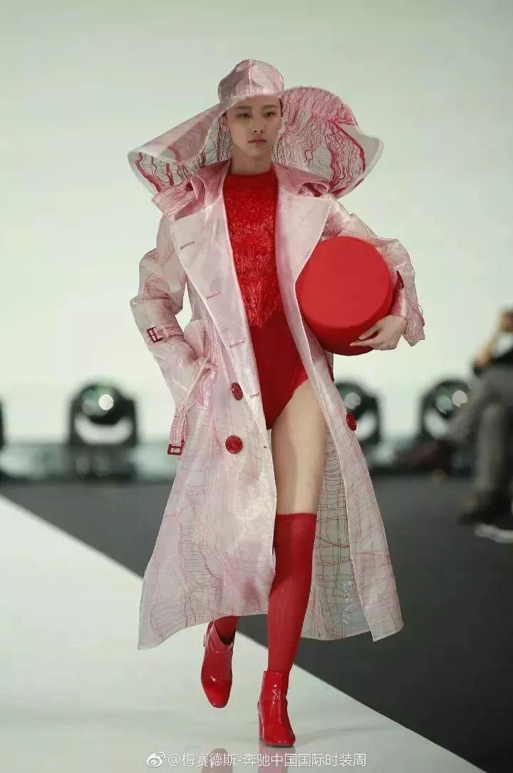 冷暖肤色服装搭配知识,服装搭配知识分享