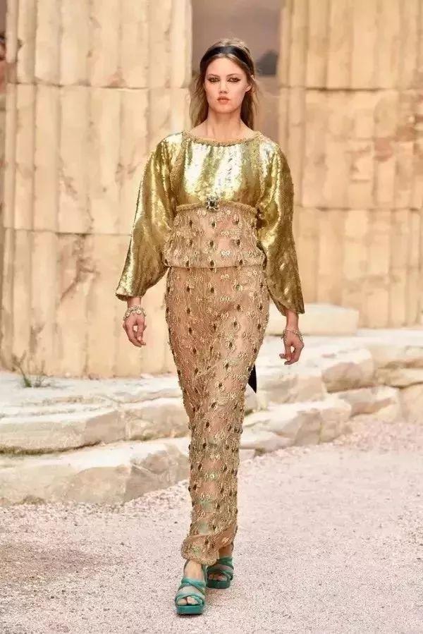 冷暖肤色服装搭配知识,服装搭配知识分享