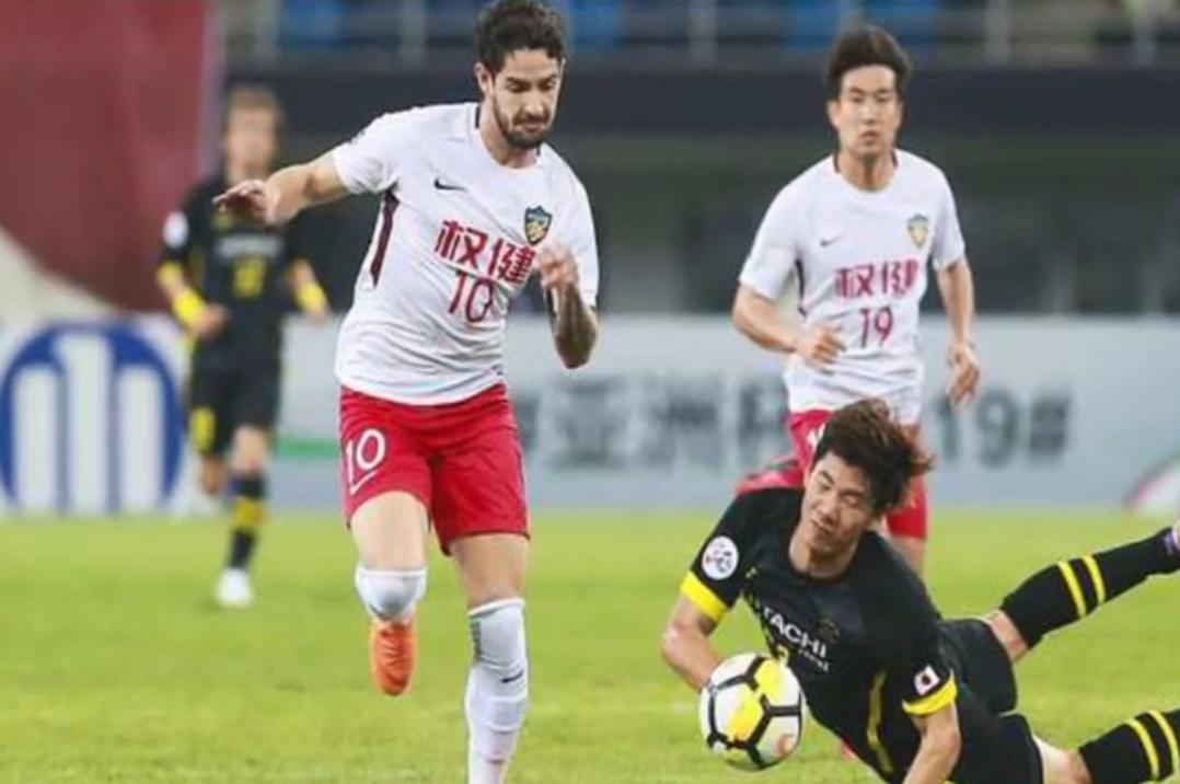 改名“建国”吧！球技一流人品好，他这一举动得到众多球迷的支持