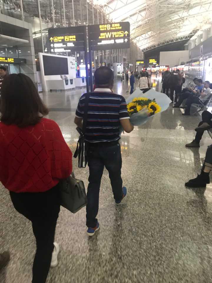 楦胯寘鑽厭浜嬩欢娑変簨鍖荤敓鍏ュ北淇,楦胯寘鑽厭娑変簨鍖荤敓