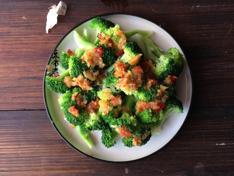 西兰花如何做好吃简单家常,西兰花怎么做才好吃家常做法