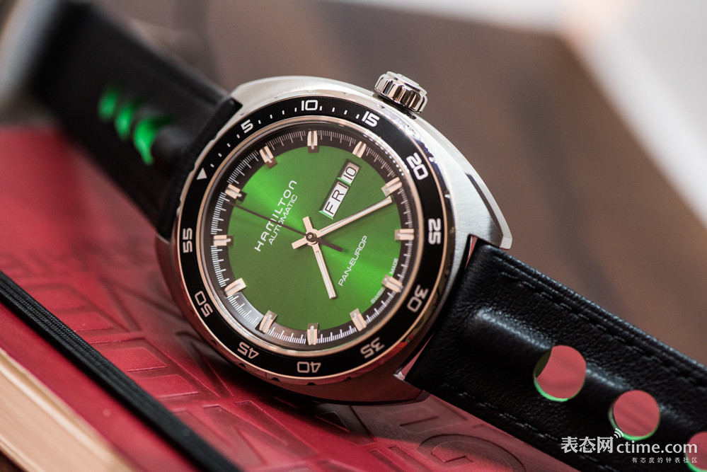 说到绿色能想到什么,新款劳力士日志绿盘颜色