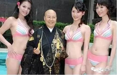 费玉清的“污”全都来自于亲姐吧，三姐弟人生不同“污”力相同