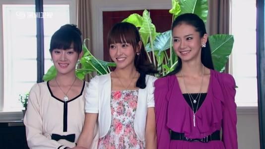 夏家三千金唐嫣戚薇是亲姐妹吗,夏家三千金演员今昔对比唐嫣戚薇