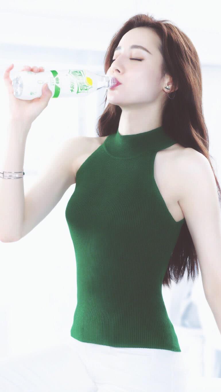 迪丽热巴私下人品怎样,迪丽热巴人品怎样