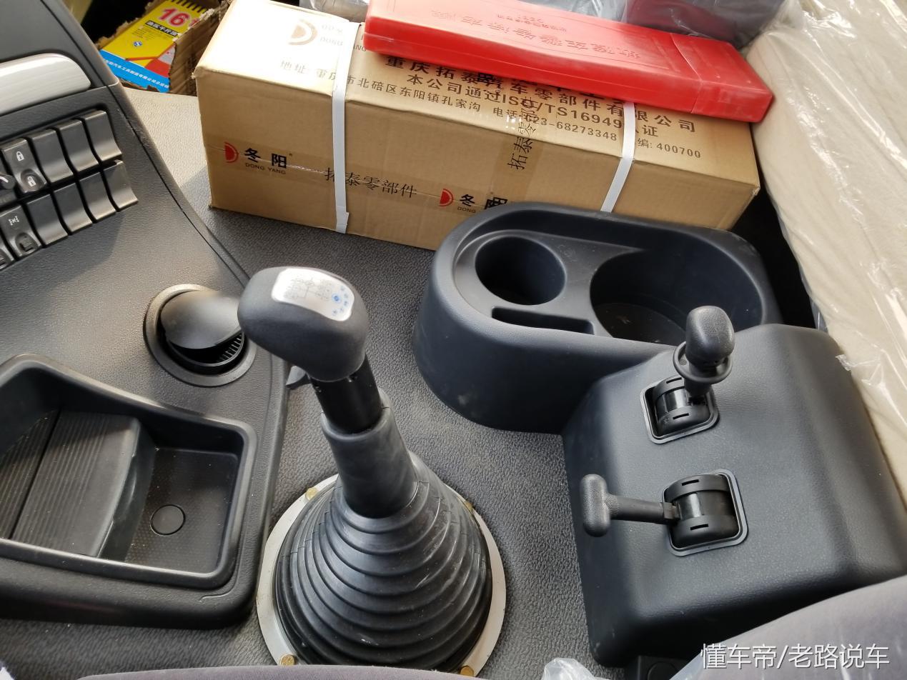 陕汽德龙新m3000s讲解,陕汽德龙新m3000制动回路气压低