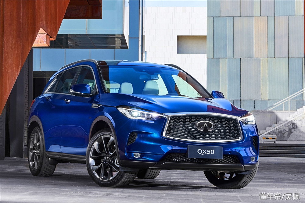 领克02高性能版和大众cc,领克02hatchback和大众cc