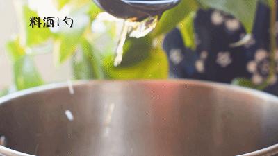 一吃就上瘾的简易版柠檬泡椒鸡爪,吃上瘾的卤鸡爪