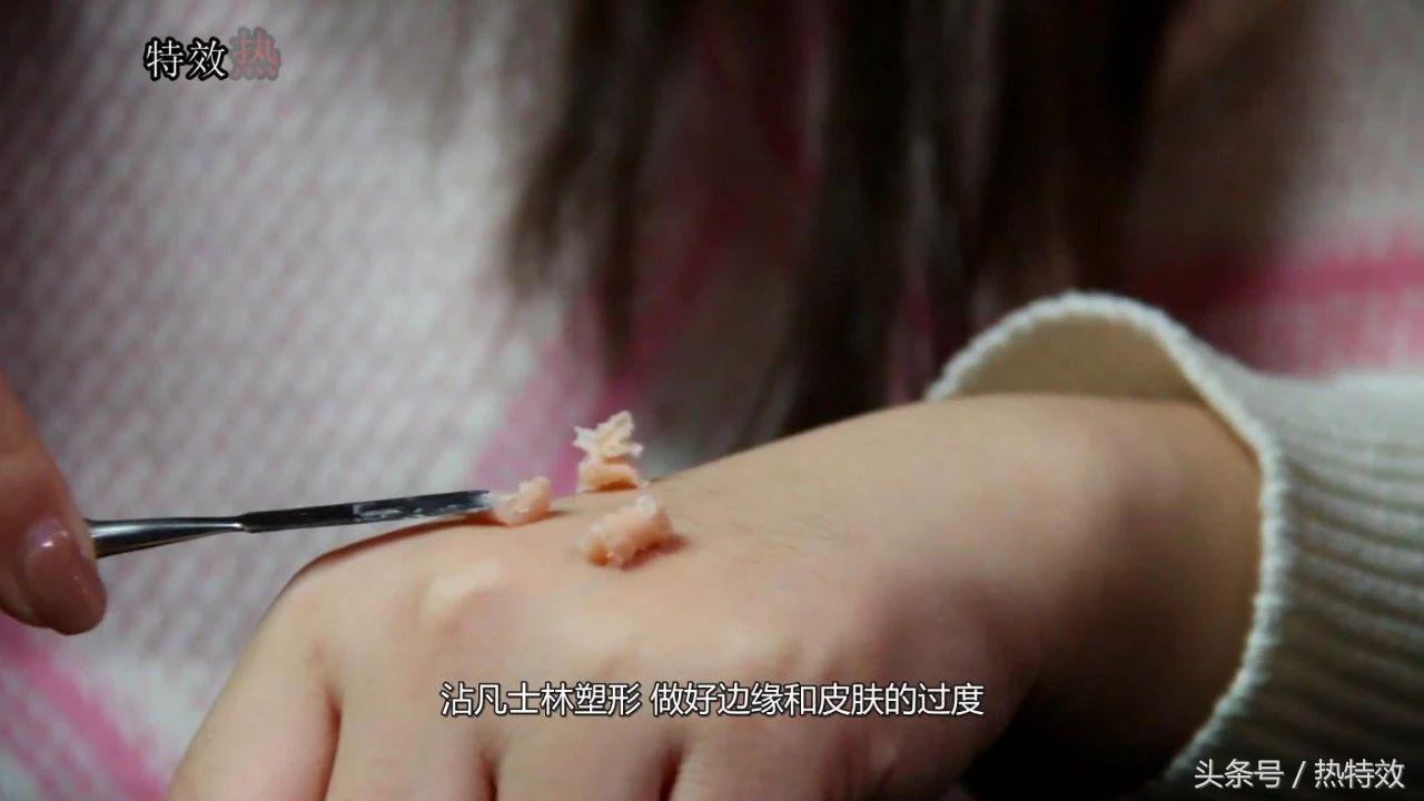 怎样把螺丝钉拧进去,螺丝钉怎么插进手背上