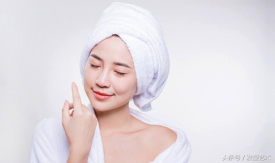 宝宝头发干枯分叉怎么办,头发干枯分叉缺什么维生素