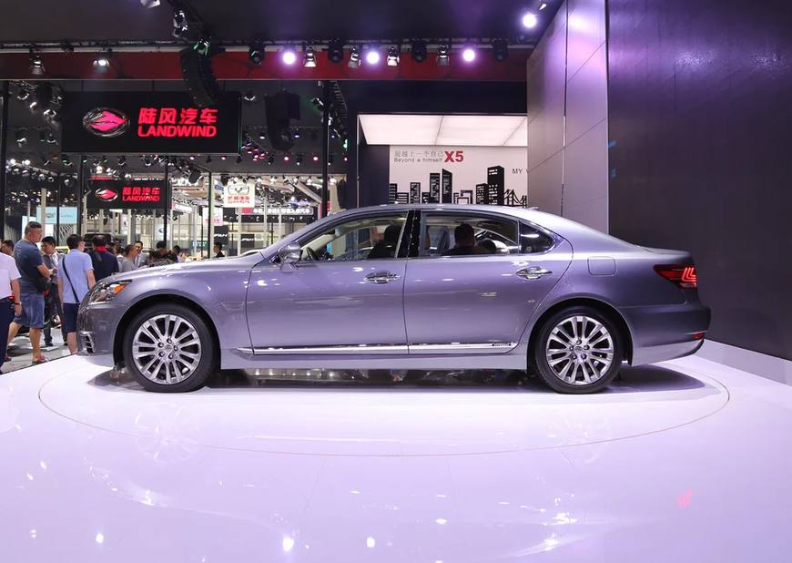 雷克萨斯ls驾驶模式区别,雷克萨斯ls600h驾驶体验