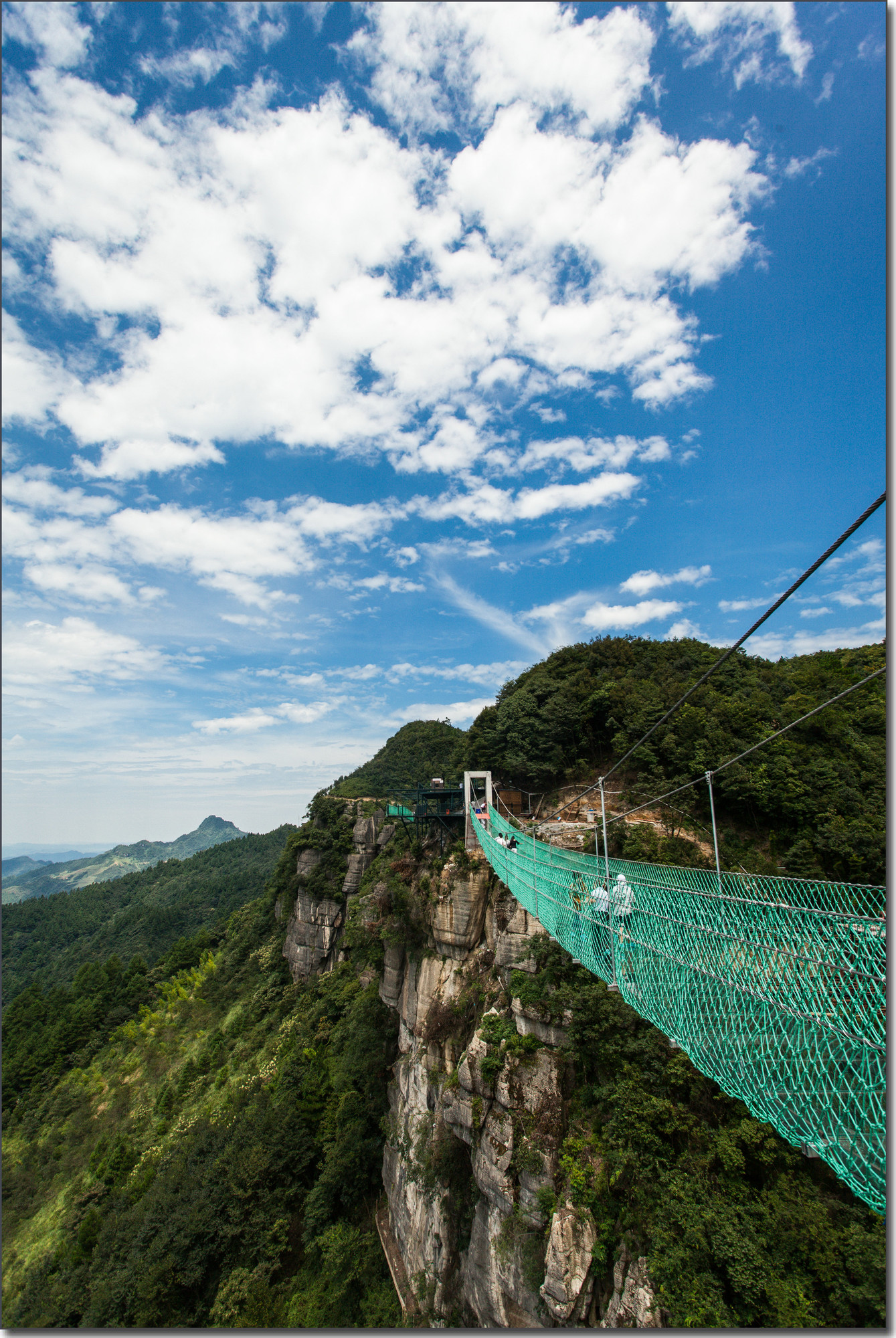 假如生活没精神怎么办，你需要来重庆奥陶纪受点冲击
