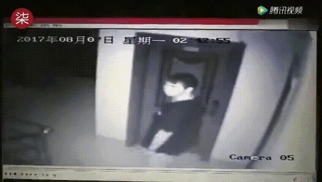 女子险遭侵犯被出租车司机救下,女子险被陌生人拉走