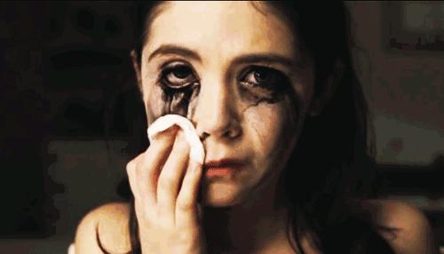 身上肤色不均匀黑一块白一块,面部肤色不均匀暗黄怎样调理