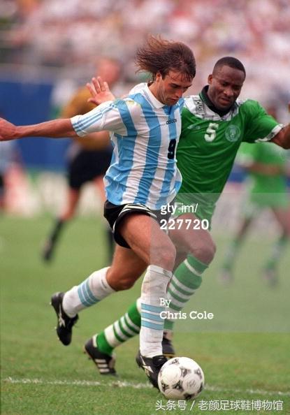 1994世界杯足球鞋回顾视频,2010世界杯足球鞋款式