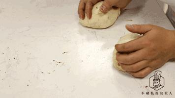 面包店做面包一般用什么机器,面包房必备的烘烤设备和工具