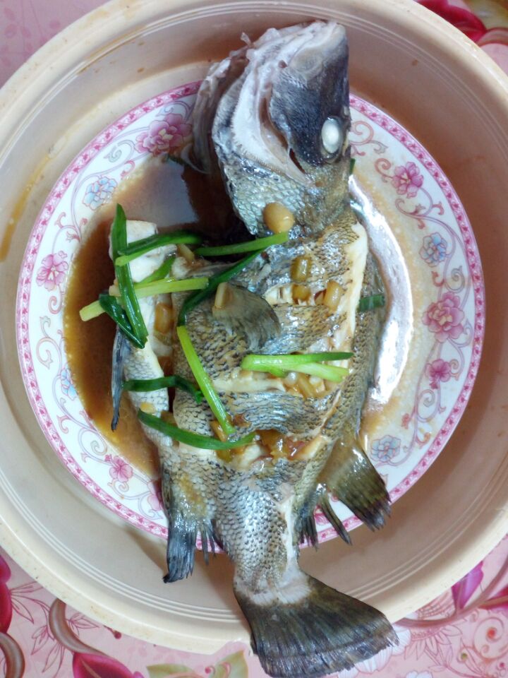 金针菇红烧狮子头做法,菜谱大全100道家常菜红烧狮子头