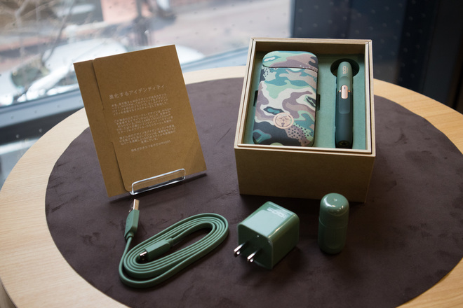 蒸汽火车头怎么能少了Supreme？跨界大王进军*子烟电**界