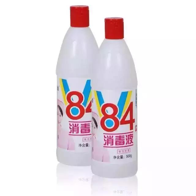 怎样才能把瓷砖的污渍清干净,刚刚铺好的瓷砖怎么去除水渍