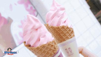 这樱花冰淇淋颜值高成少女心收割机，低到一软妹币！还免费填料！