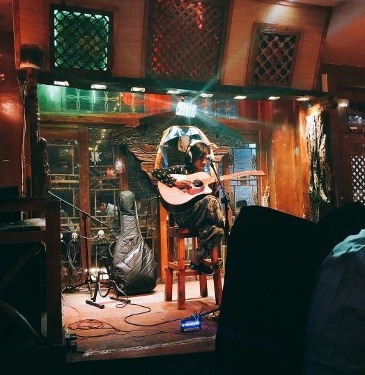 西安藏在市区的户外小众酒馆,西安隐藏的民谣小酒馆