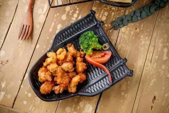 把大众品类做出小众质感看小牛罐如何把米线做得“牛”气冲天