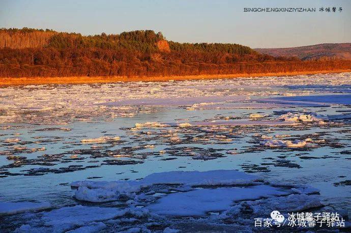 漠河北极村开江,去漠河看极光去甘孜看贡嘎雪山