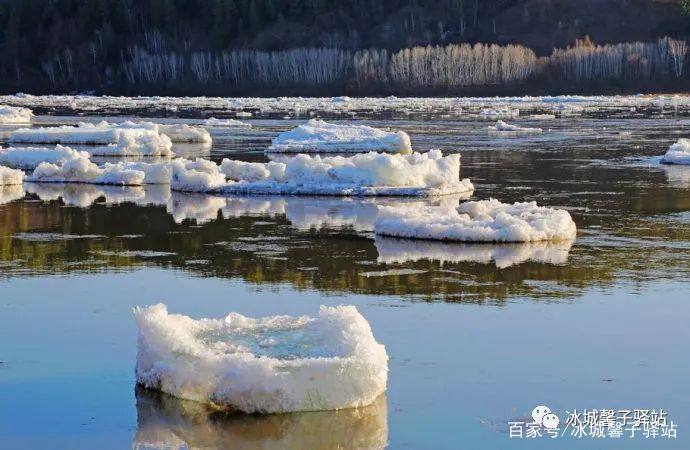 漠河北极村开江,去漠河看极光去甘孜看贡嘎雪山