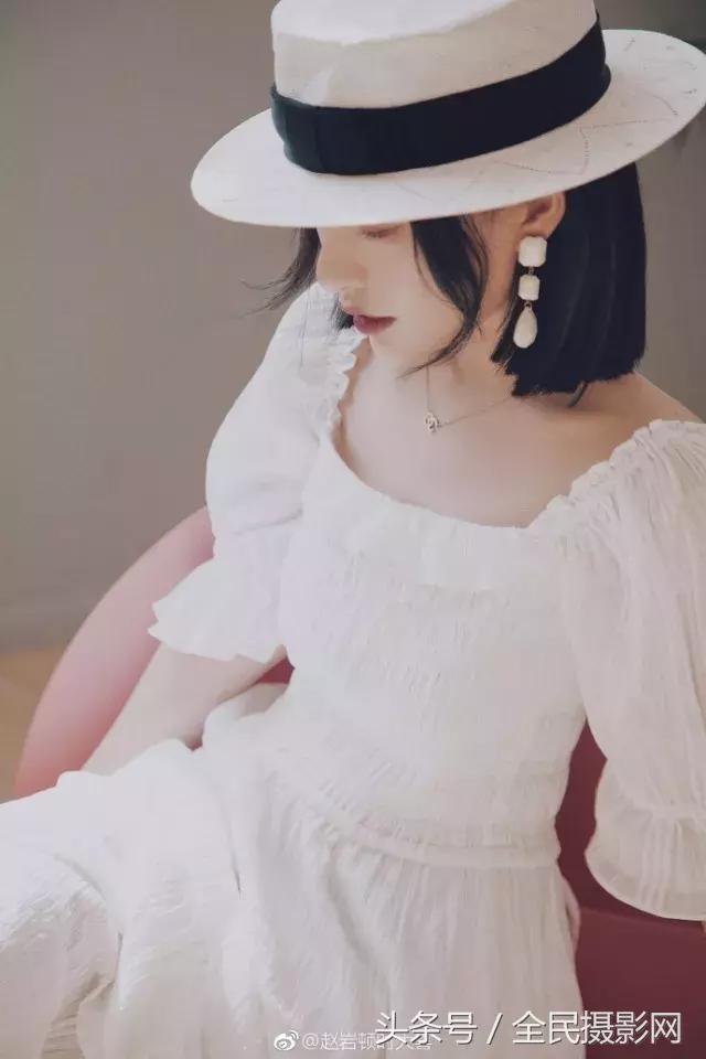 你负责貌美如花，我负责拍照那些一起开网店的摄影师情侣们~