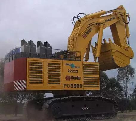 目前世界上最大的小型挖掘机,世界上最小900斤挖掘机