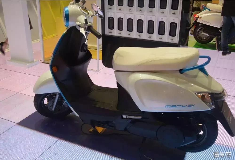 光阳发布动丽150、AnyLike150、2018款K-Rider400，领衔上海摩展